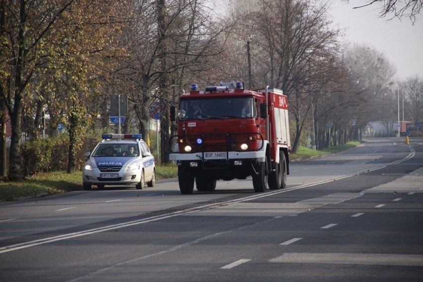 Paliło się drewno w pustostanie.