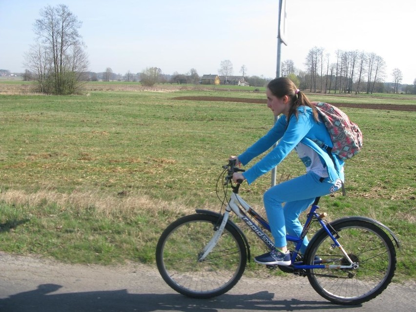 Radom. Rajd rowerowy z okazji Światowego Dnia Świadomości Autyzmu
