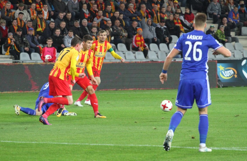 Korona Kielce pokonała Wisłę Płock 2:0. Trafiali Możdżeń i Jukić