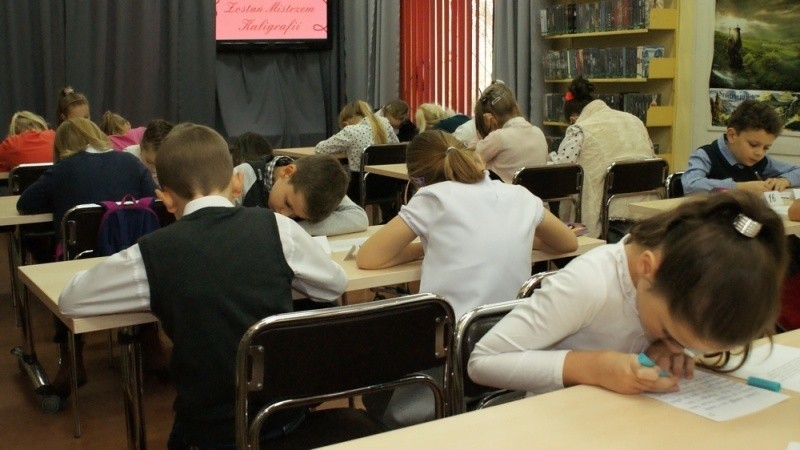 Konkurs kaligraficzny w raciborskiej bibliotece