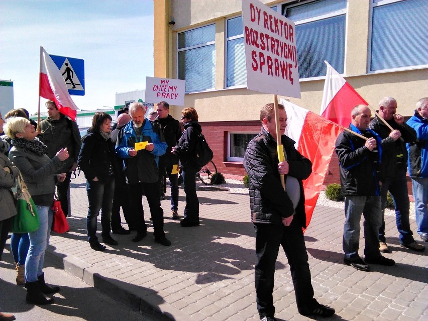 Trwa protest pracowników Bioetanolu w Toruniu [zdjęcia]