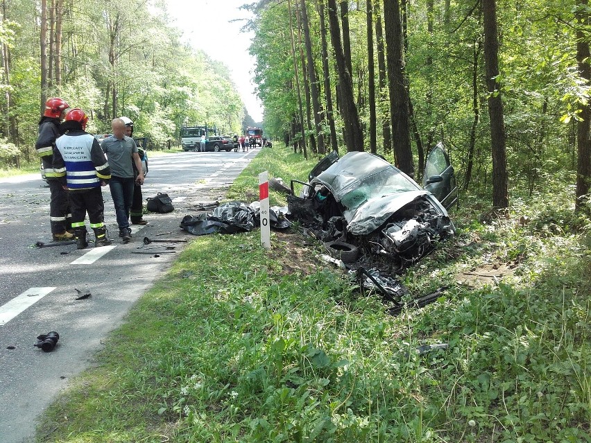 Wiosna. Tragiczny wypadek trzech aut! Zginęła 25-letnia pasażerka