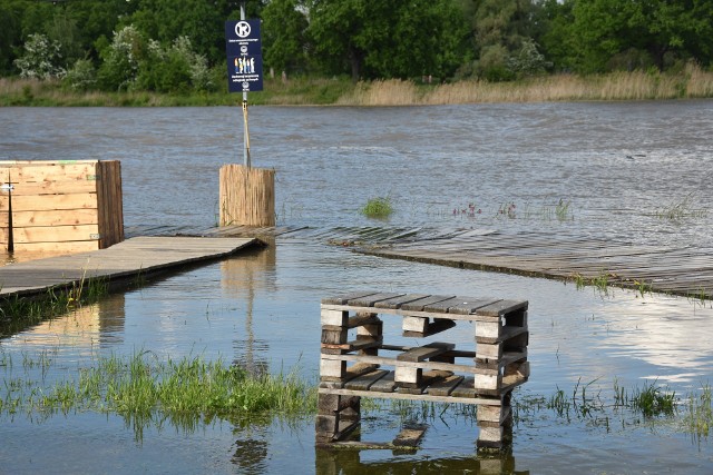 Plaża HotSpot zalana