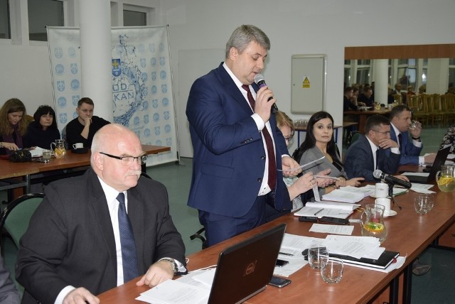 W czwartek, 24 stycznia odbyła się kolejna sesja Rady Miasta Skierniewice. Uczestniczyło w niej 20 spośród 21 radnych.