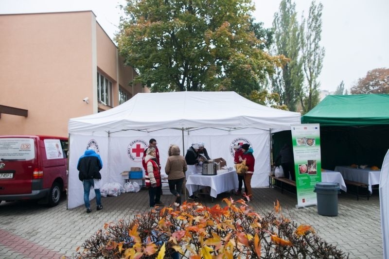 Gorąca grochówka od Gastronomika w Ogólnoświatowym  Dniu Walki z Głodem - już w piątek, 16 października