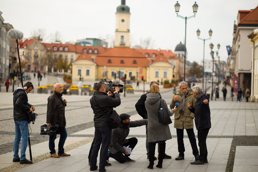 Leszek Staroń, reżyser filmu, i Andrzej Lechowski,...