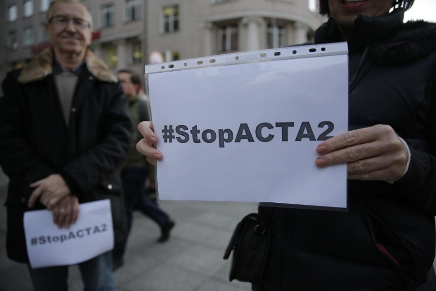 ACTA 2: Parlament Europejski przyjął dyrektywę o prawach...