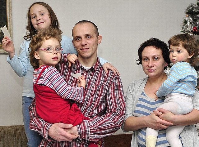 Radosne święta u rodziny Kubatych na radomskim Gołębiowie I (od lewej): Gosia, Zosia, Marcin, Ewa i Karolina.