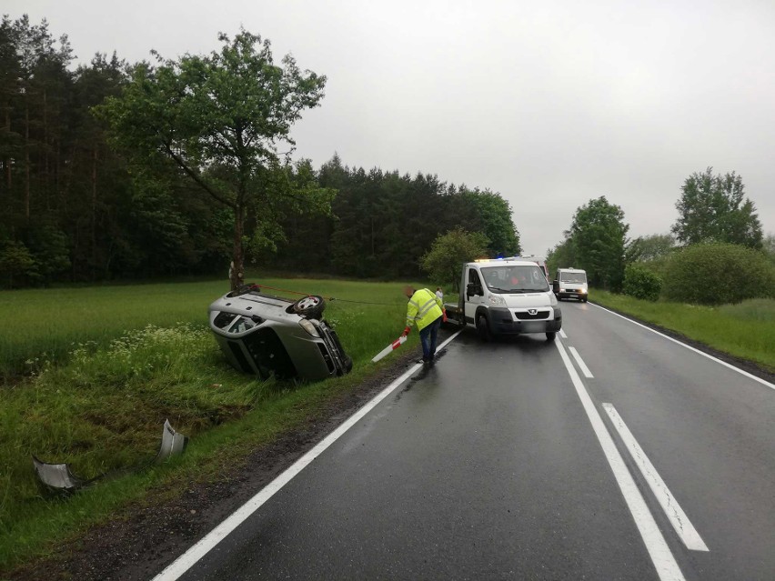 Wypadek na drodze krajowej nr 25 z Białego Boru do...