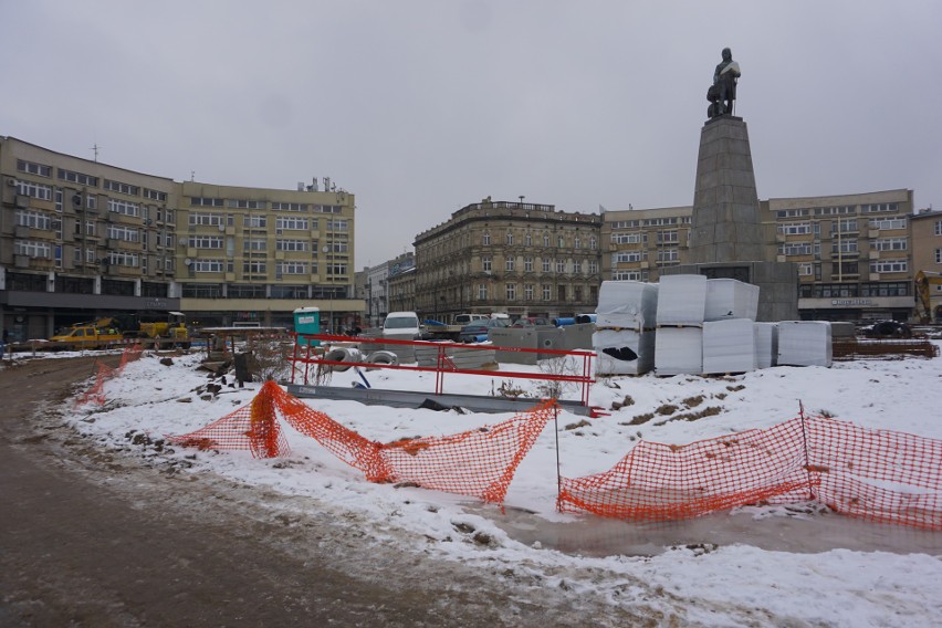 Rewitalizacja placu Wolności w Łodzi zakończy się w czwartym...