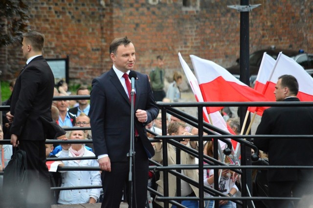 4 lata temu, 13 czerwca 2016 r., prezydent Andrzej Duda spotkał się z mieszkańcami Kwidzyna również na Placu Św. Jana Pawła I