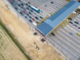 Korki na bramkach wjazdowych A1. 19.06.2022. Bramki A1 Gdańsk-Łódź oblężone przez samochody. Co dzieje się na A1? 