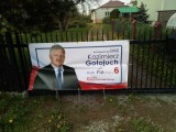 Na bramie domu mieszkańca podrzeszowskiej wsi bez jego zgody pojawił sie baner wyborczy jednego z kandydatów do Europarlamentu