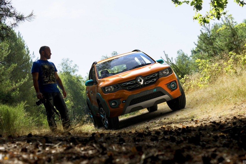 Renault KWID CLIMBER wyraźnie eksponuje wizerunek samochodu...
