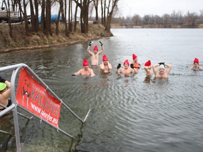 Święta na mokro czyli bożonarodzeniowa kąpiel krakowskich morsów
