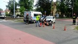 Motocykl zderzył się z osobówką w Gdańsku. Kierowca jednośladu w szpitalu [ZDJĘCIA]