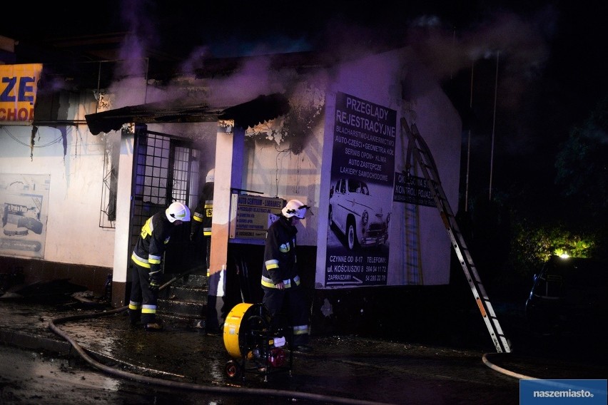 Groźny pożar sklepu na ul. Kościuszki w Lubrańcu [zdjęcia]