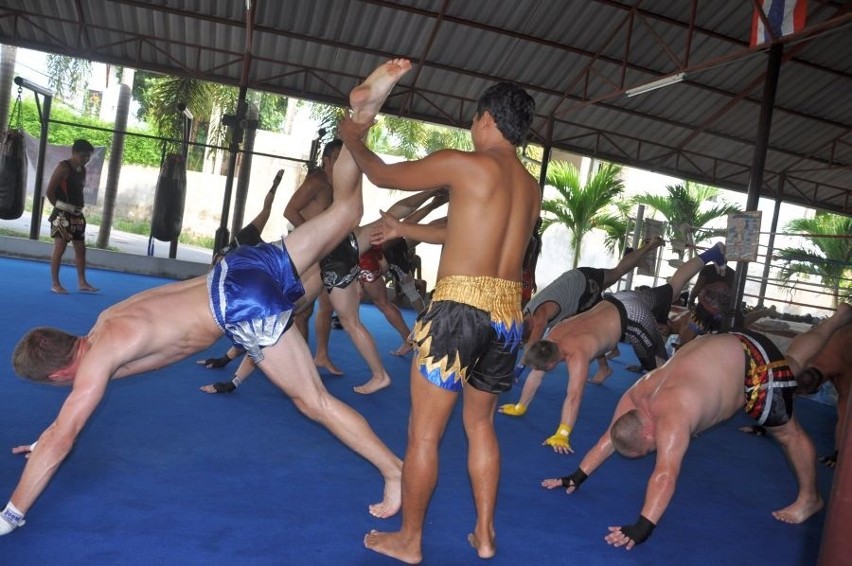 Fight Academy trenowało w Tajlandii