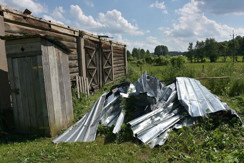 Wieś Rostołty wygląda jak po wybuchu bomby