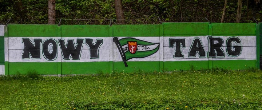 Mural Lechii Gdańsk przy Tragutta