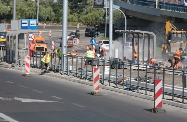 Trwają jeszcze prace przy asfaltowaniu, porządkowaniu i wykończeniu przystanków