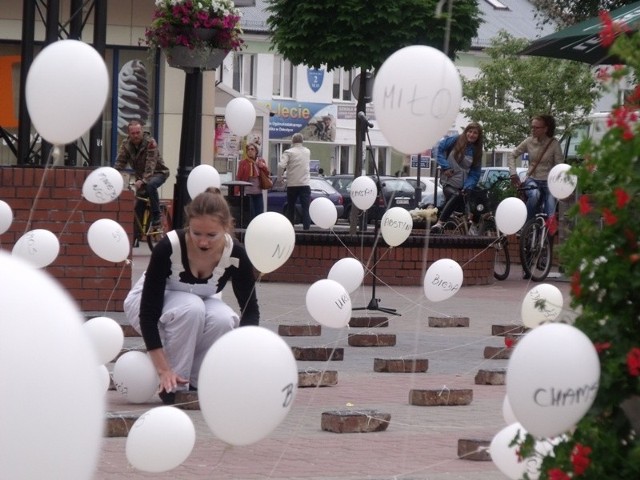 OSA przygotowała przedstawienie po warsztatach, jakie odbyły się w czasie festiwalu teatralnego