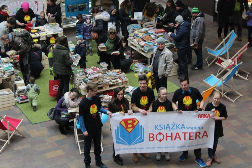 Bielsko-Biała: charytatywny kiermasz książek w Galerii Sfera