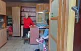 We Wrocławiu przy ul. Gwarnej pracuje niezwykły szewc. To 82-letnia pani Czesława, która naprawia buty od 50 lat [NASZ TEMAT]