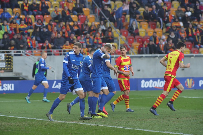 Totolotek Puchar Polski: Jagiellonia Białystok - Miedź Legnica 2:1. Jaga zagra na Narodowym (WYNIK, RELACJA, ZDJĘCIA, PUCHAR POLSKI 2019)