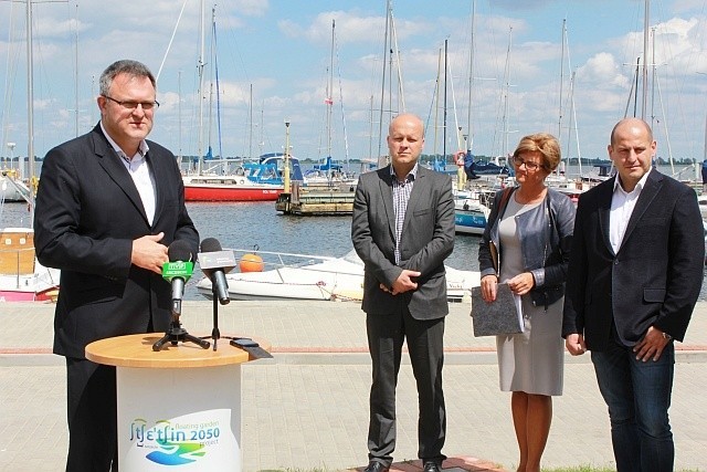 - Jednocześnie dzieci nie odczują żadnych zmian, wręcz przeciwnie, zajęć może będzie więcej. Centrum ma ogromny potencjał i chcemy to wykorzystać. - przekonują urzędnicy.