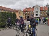 Rajd Papieski w Pleszewie. Na dwóch kółkach uczcili pamięć świętego Jana Pawła II. Zobacz zdjęcia