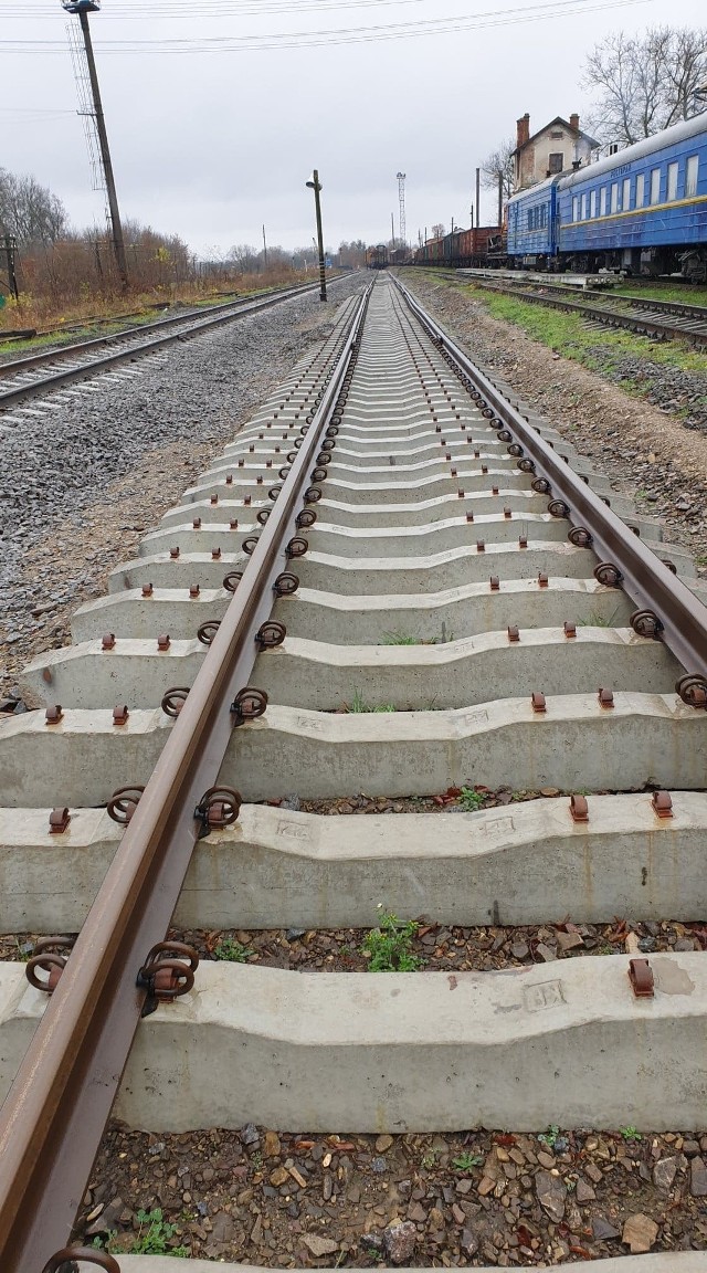 Linia kolejowa z Chyrowa została już przebudowana od podstaw