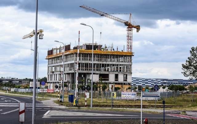 Biurowiec w Bydgoskim Parku Przemysłowo-Technologicznym, któremu nadano szczytną nazwę Idea, ma swoją nieciekawą historię związaną z budową