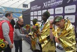 Silesia Marathon 2019: Rekordowy bieg z metą na Stadionie Śląskim. Kenijczycy nie przejęli się zimnem i deszczem