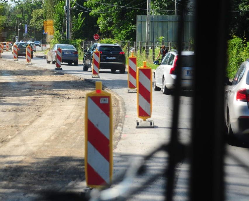 Przebudowywana ulica Królowej Jadwigi