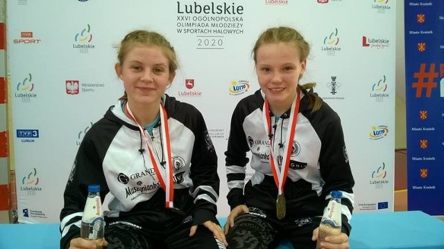 Emilia Dadaś (z lewej) i Gabriela Migda (z prawej) pokazały w Kraśniku wielką formę!