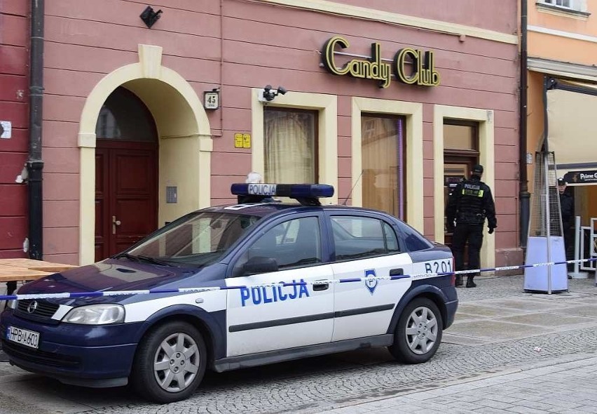 Wrocław: Tragedia w klubie przy Rynku. Tancerka upiła klienta na śmierć