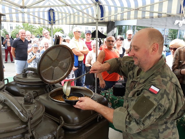 Piknik wojskowy w Chorzowie