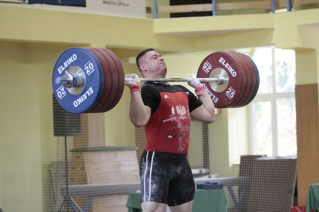 Gdyby Arkadiusz Michalski podrzucił 207 kg, wróciłby z Anaheim z brązowym medalem, a tak musi się zadowolić piątym miejscem