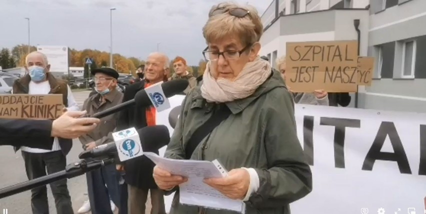 Starachowiczanie protestowali przeciwko przekształceniu szpitala w covidowy. Padło wiele gorzkich słów! Zobaczcie zdjęcia