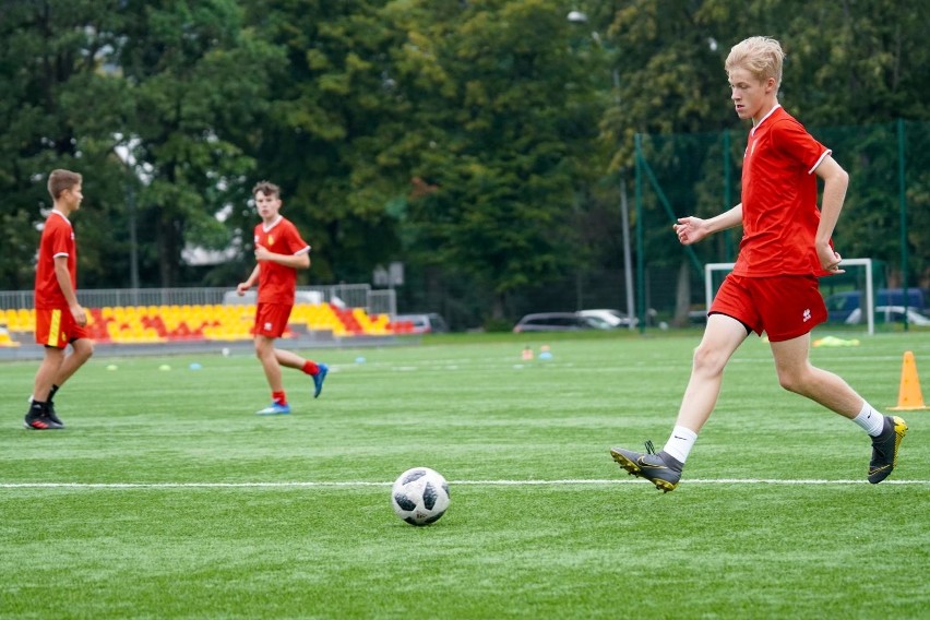 Trening Jagiellonii z rocznika 2005 prowadzonej przez...