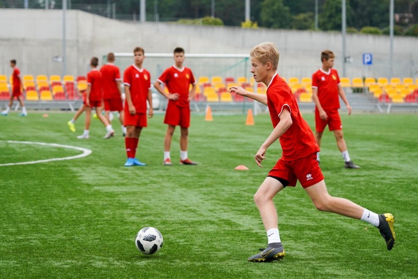 Trening Jagiellonii z rocznika 2005 prowadzonej przez...