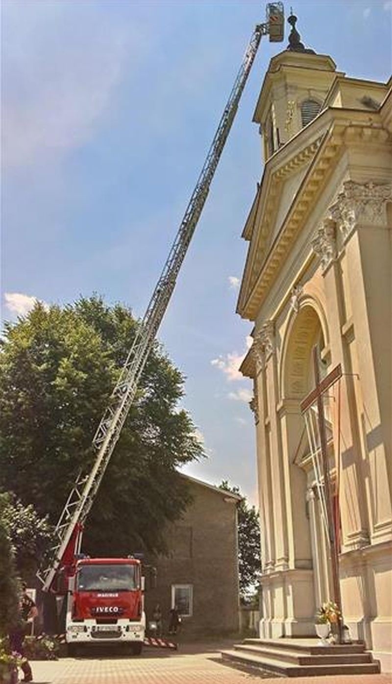 Akcja strażaków w kościele w Praszce.