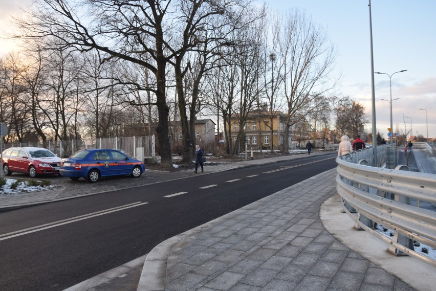 Odsłonięcie płyty pamiątkowej w hołdzie dla Sławomira Pajora w Zintegrowanym Centrum Przesiadkowym [ZDJĘCIA]