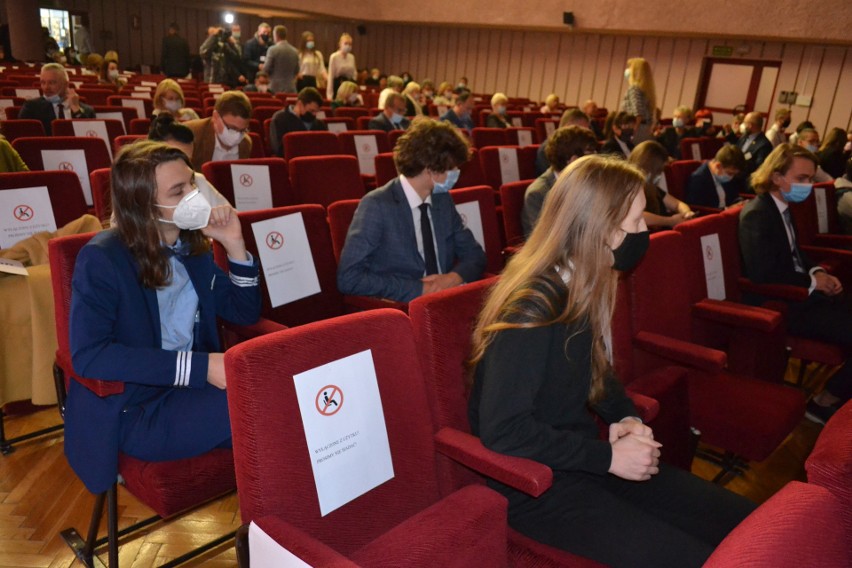 W Sosnowcu debatowano na temat obecnego systemu edukacji w...