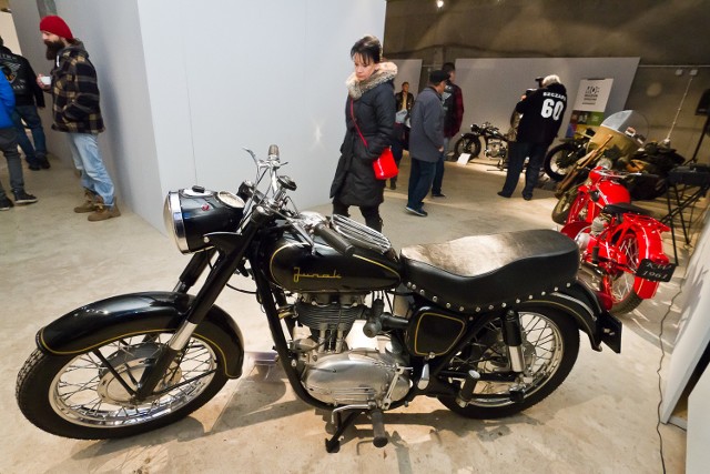 W murach dawnych fabryk DAG zabytkowe motory prezentują się znakomicie. W sobotę wernisaż  II edycji wystawy „Oldtimery - motocykle XX wieku”