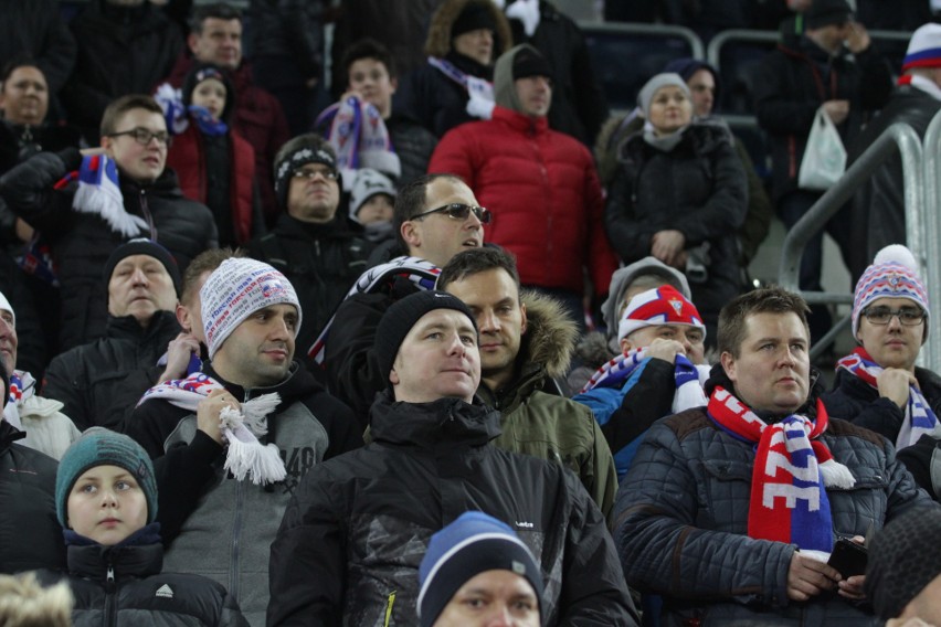 Górnik Zabrze - Wisła Kraków: mimo zimna, na trybunach był...