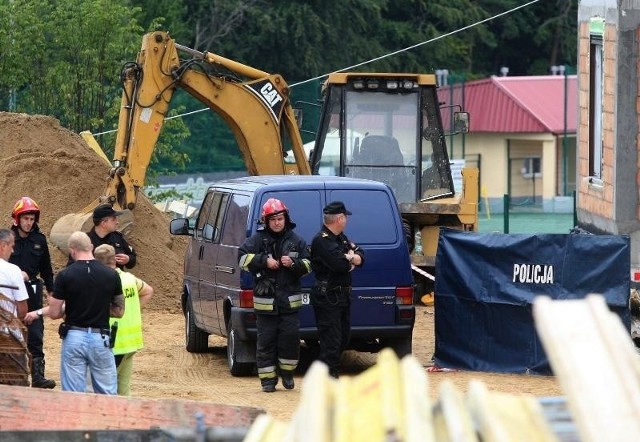 W Gdyni, przy ul. Uczniowskiej zawaliło się rusztowanie na budowie.