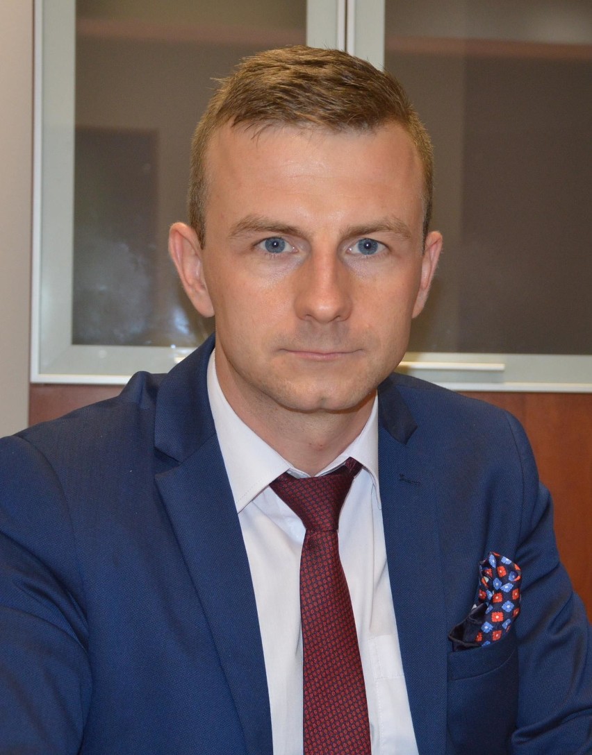 Przewodniczący Komisji Oświaty Mateusz Gajda