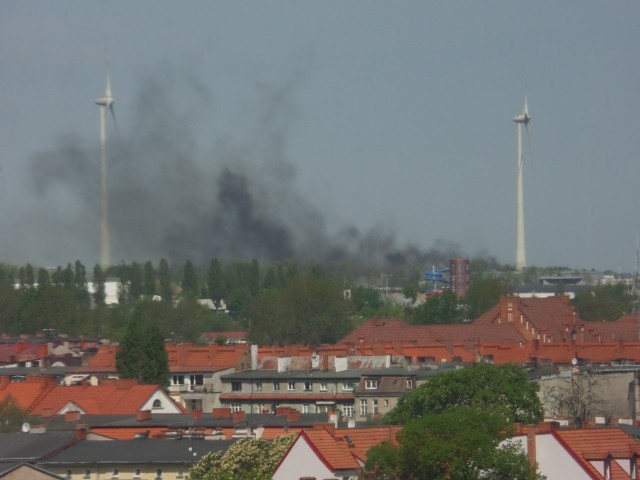 Pożar hali na terenie firmy Faser Plast na podsłupsiej strefie ekonomicznej.